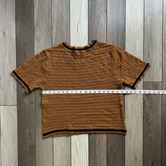 Ellen Tracy Tan Quilted Knit Croptop. Size:XL Good Condition - Picture 4 of 4